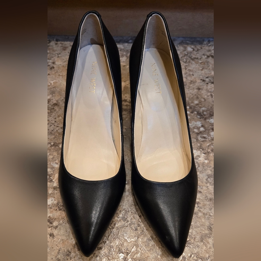 Nine West Black Pumps Size 8